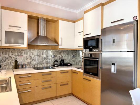 Central Apartment In Quiet Neighborhood Near Sandy Beach Ханья Экстерьер фото