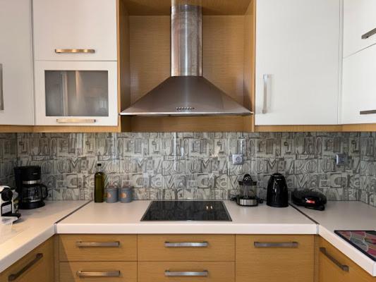 Central Apartment In Quiet Neighborhood Near Sandy Beach Ханья Экстерьер фото